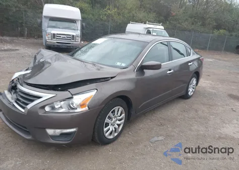 2014 Nissan Altima 2.5 S z USA, uszkodzony, nr VIN 1N4AL3AP6EC280107